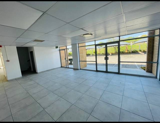 2,344M² OFFICE TO LET IN VORNA VALLEY